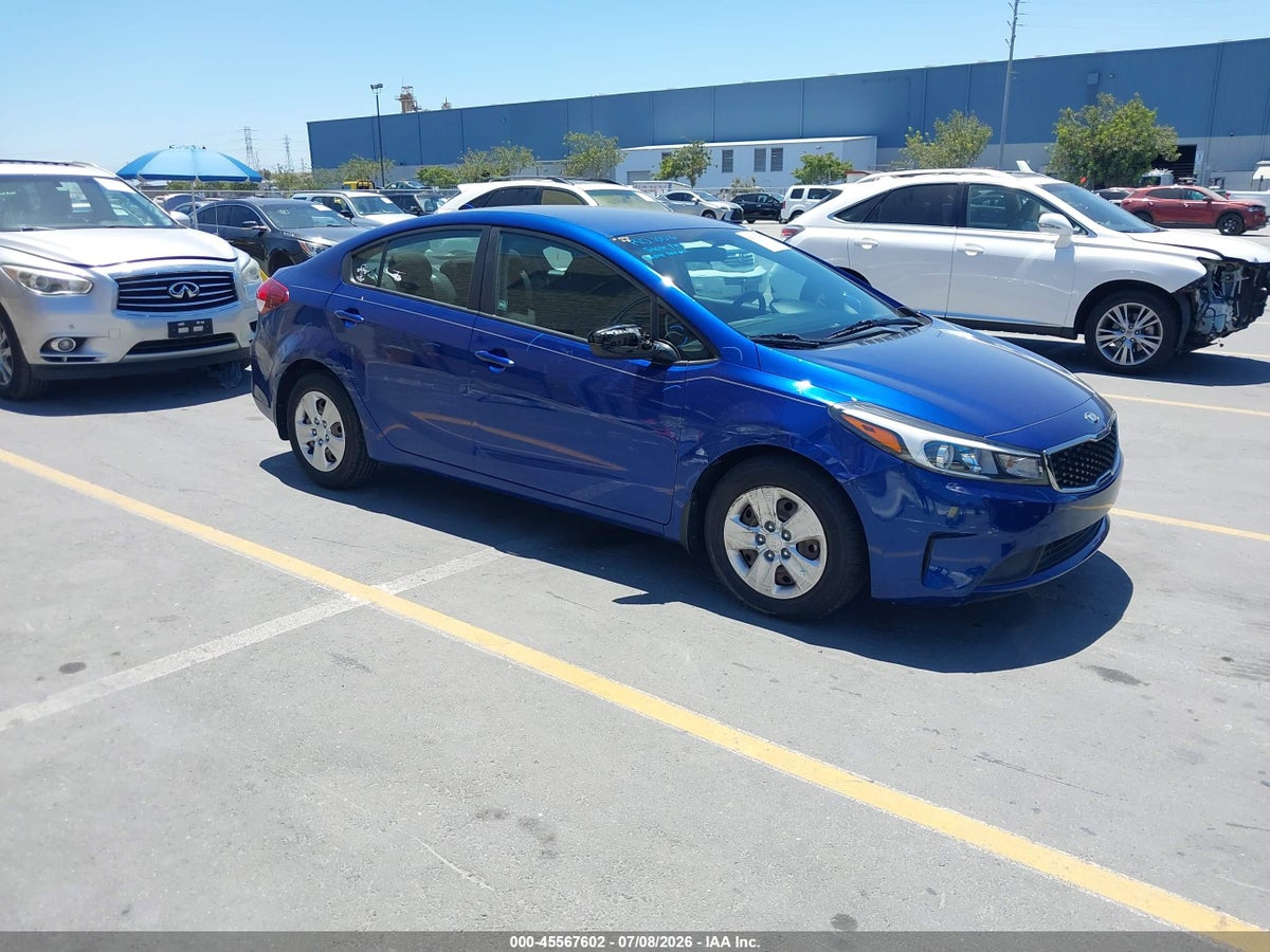 2017 KIA FORTE LX