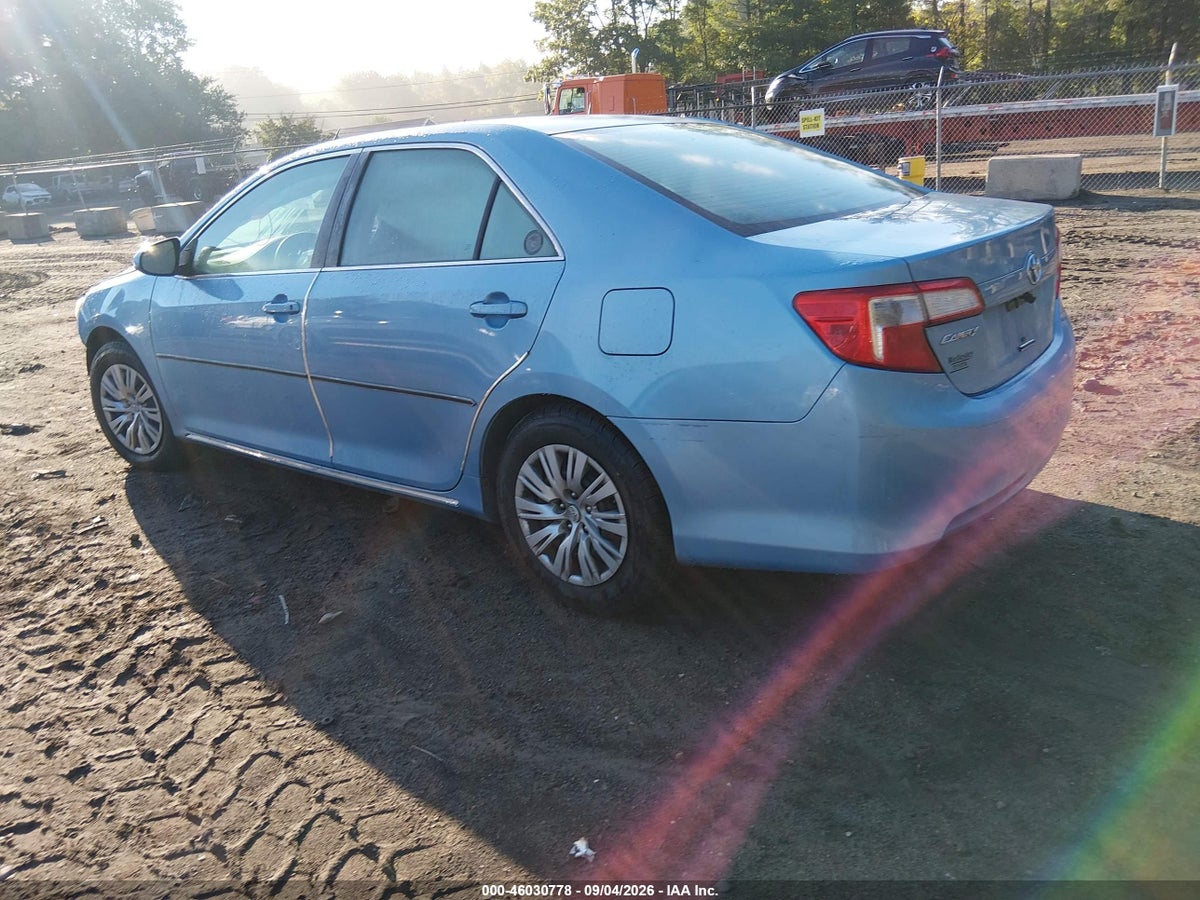 2012 TOYOTA CAMRY LE — снимка 3