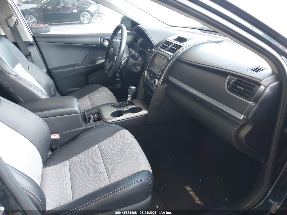 2014 TOYOTA CAMRY SE — снимка 5