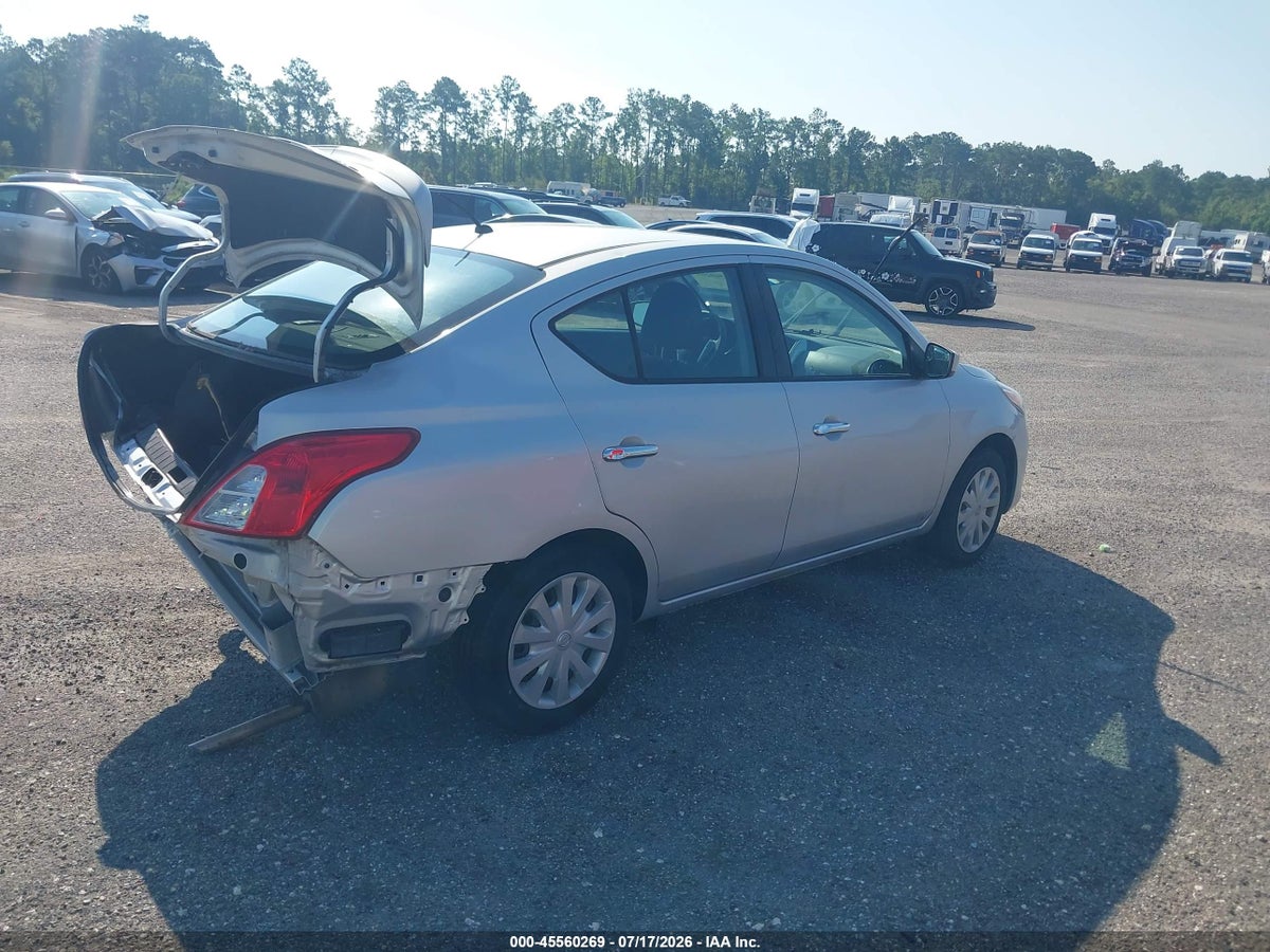 2017 NISSAN VERSA 1.6 SV — снимка 4