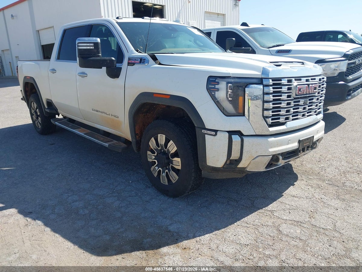 2025 GMC SIERRA 2500HD 4WD STANDARD BED DENALI