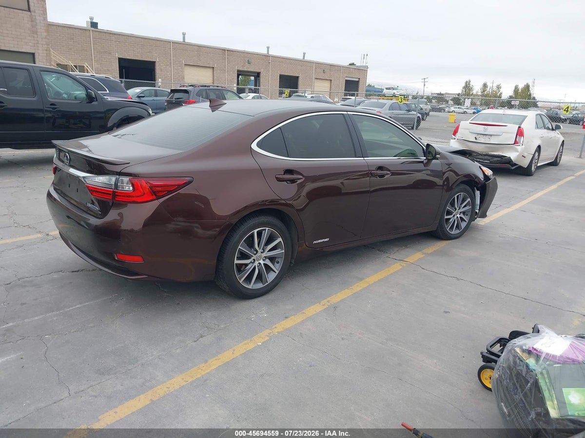 2018 LEXUS ES 300H — снимка 4