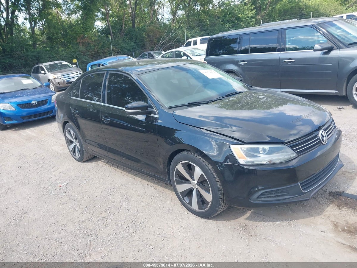 2013 VOLKSWAGEN JETTA 2.5L SE