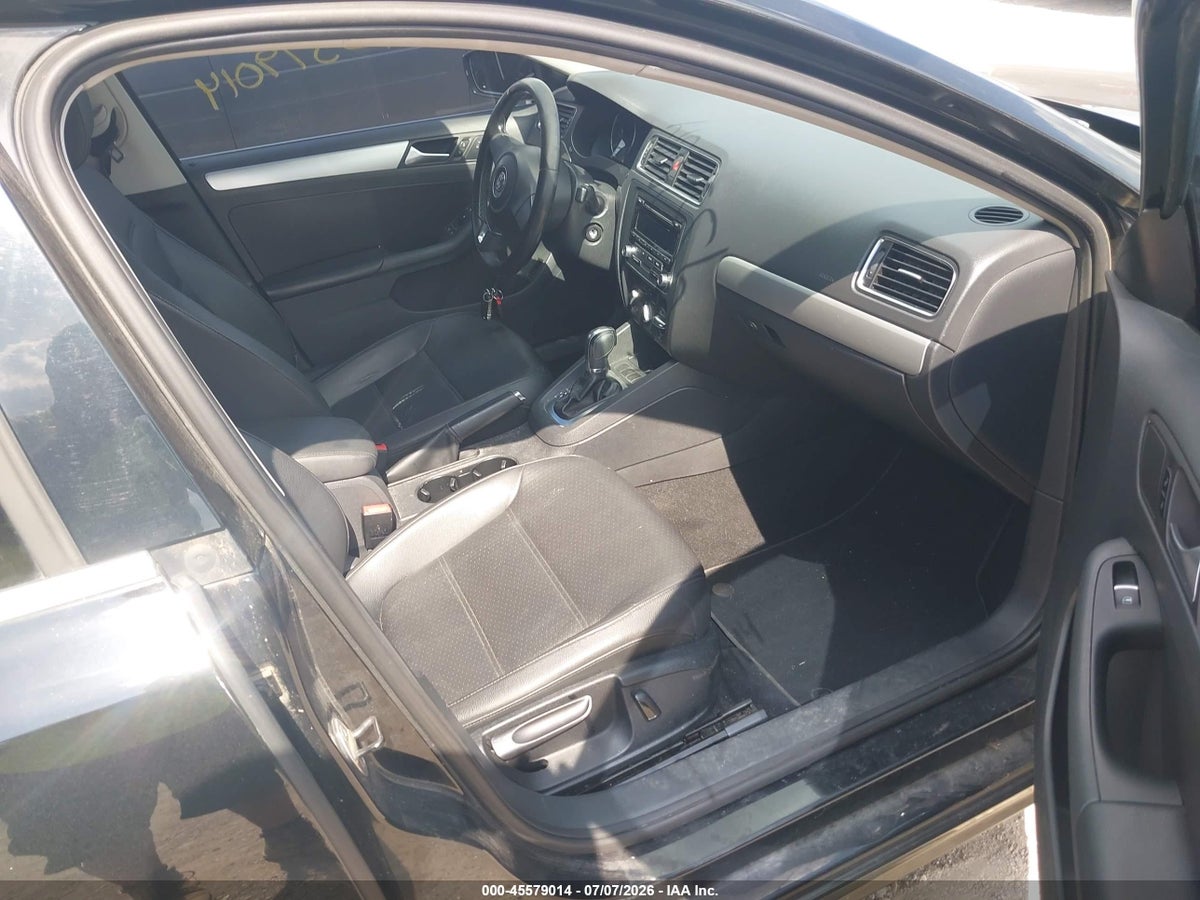2013 VOLKSWAGEN JETTA 2.5L SE — снимка 5