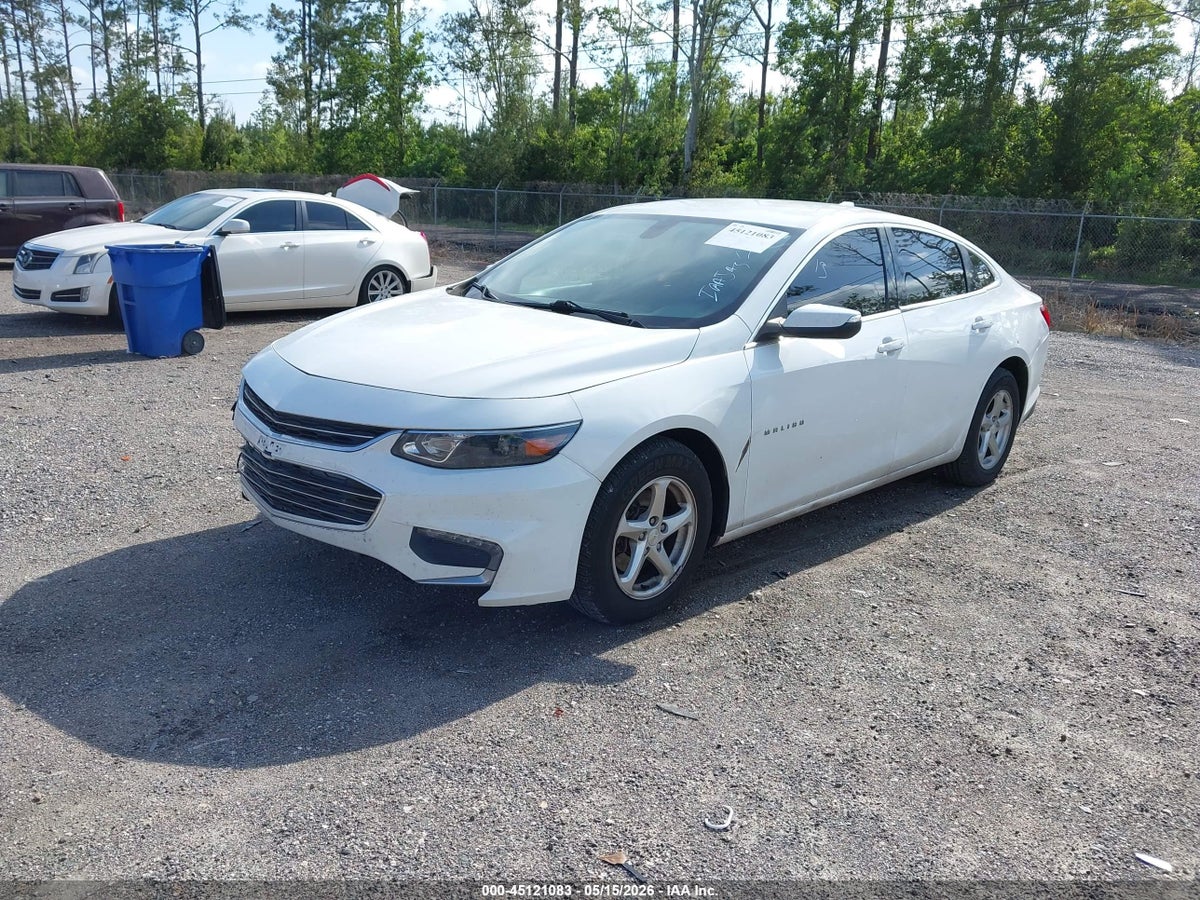 2017 CHEVROLET MALIBU 1LT — снимка 2