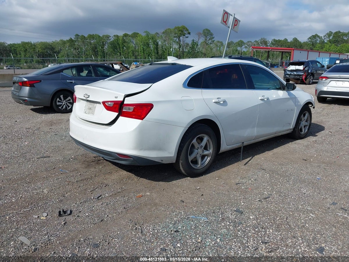2017 CHEVROLET MALIBU 1LT — снимка 4