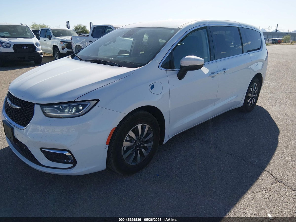 2023 CHRYSLER PACIFICA HYBRID TOURING L — снимка 2