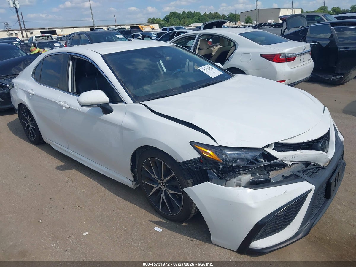 2023 TOYOTA CAMRY SE