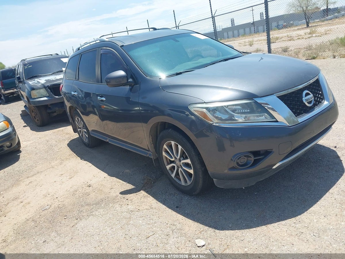 2013 NISSAN PATHFINDER SV