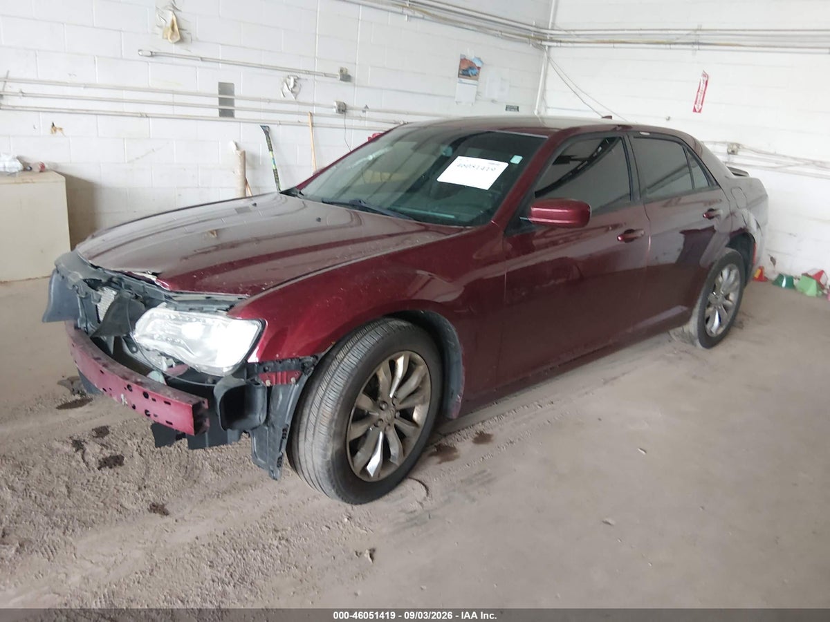 2017 CHRYSLER 300 LIMITED AWD — снимка 2