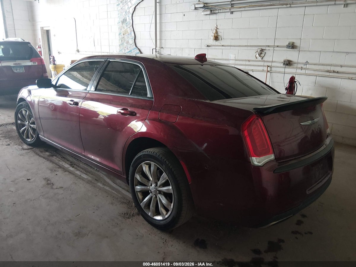 2017 CHRYSLER 300 LIMITED AWD — снимка 3