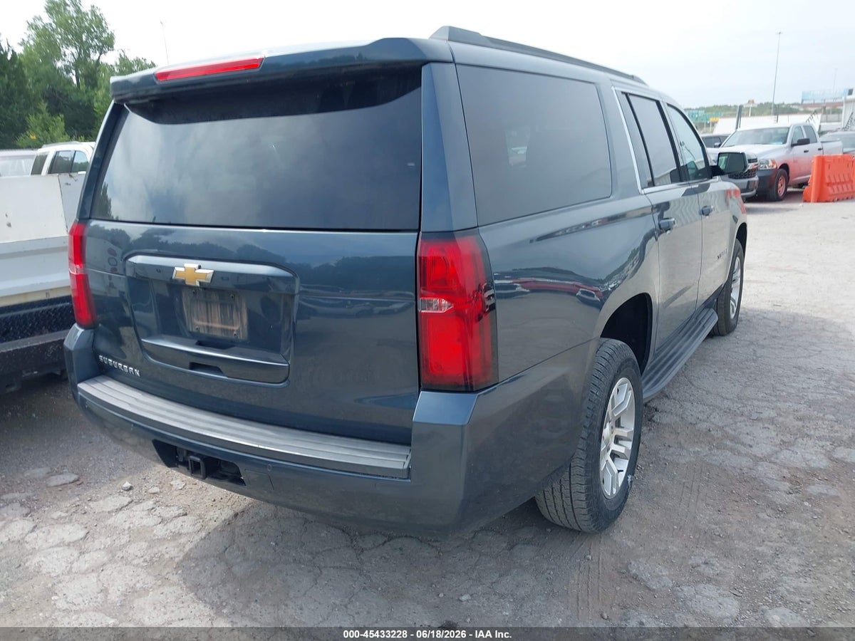 2020 CHEVROLET SUBURBAN 4WD LS — снимка 4