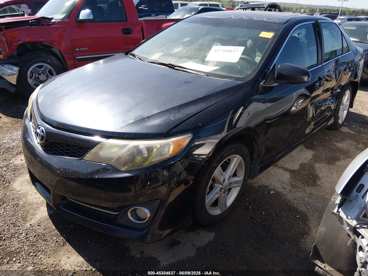 2012 TOYOTA CAMRY SE — снимка 2