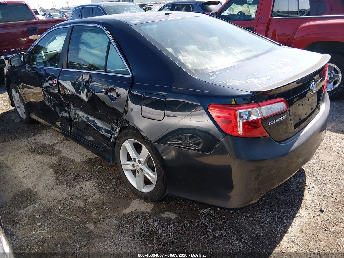 2012 TOYOTA CAMRY SE — снимка 3