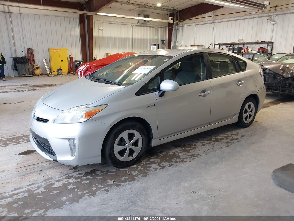 2013 TOYOTA PRIUS TWO — снимка 2