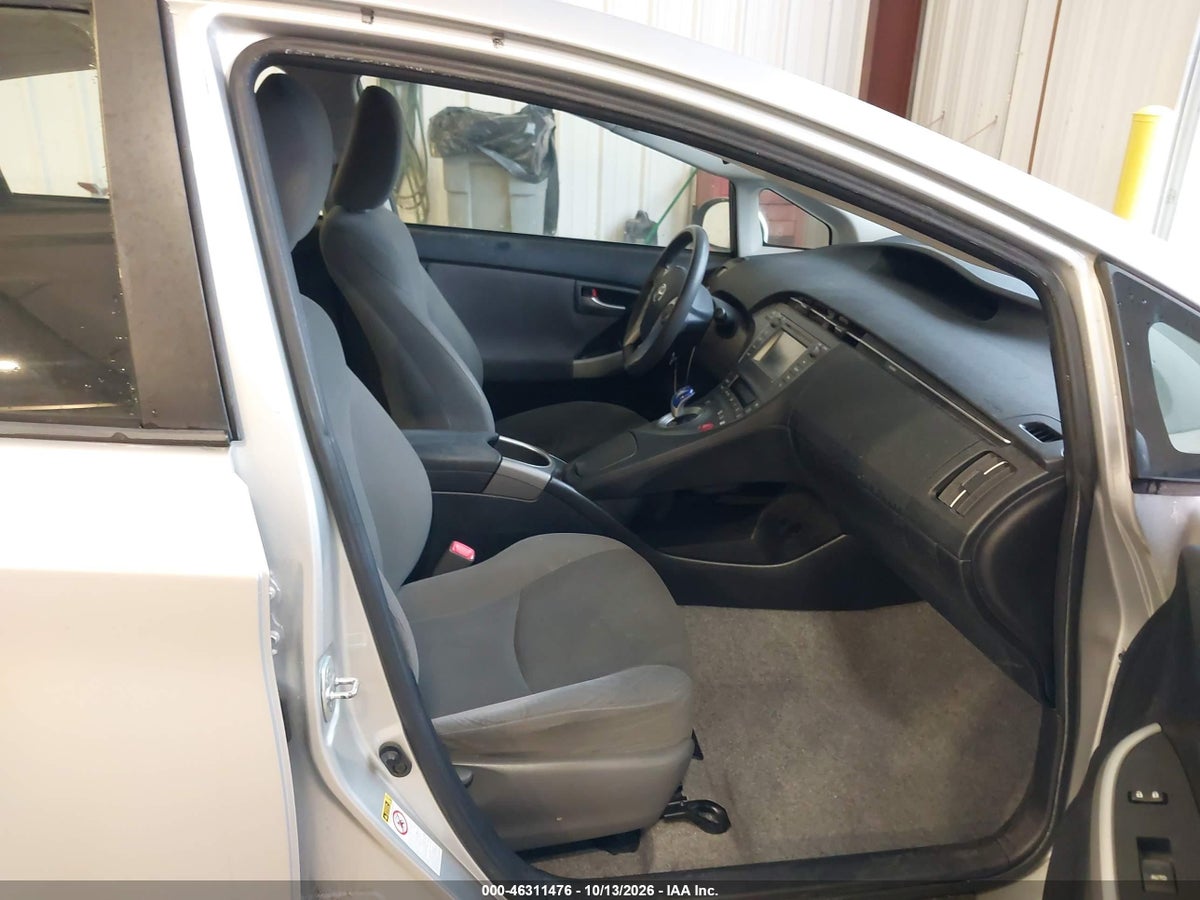 2013 TOYOTA PRIUS TWO — снимка 5