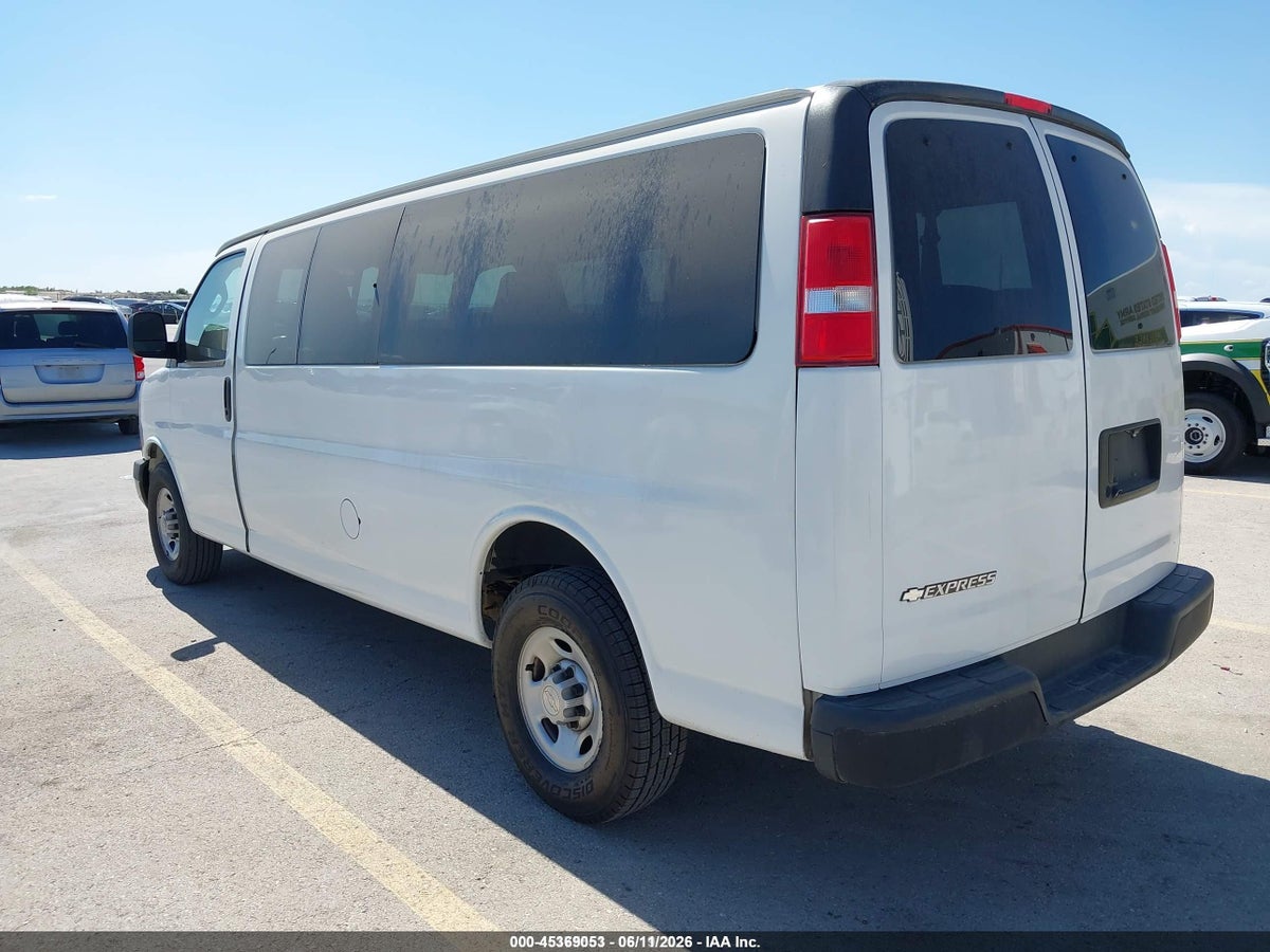 2019 CHEVROLET EXPRESS 3500 LS — снимка 3