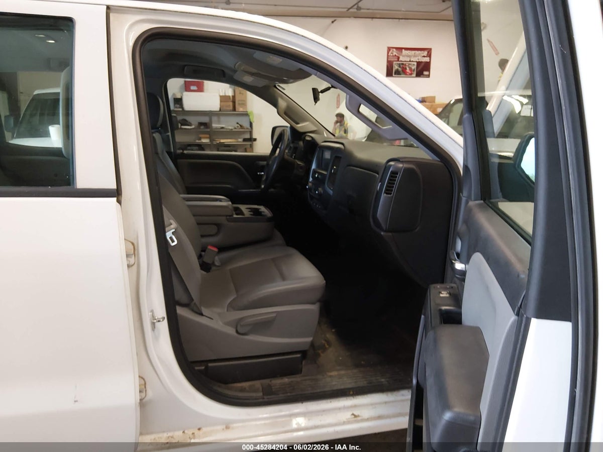 2016 CHEVROLET SILVERADO 2500HD WT — снимка 5