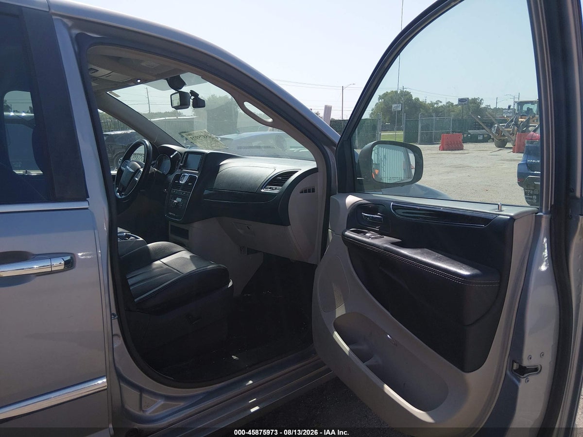 2015 CHRYSLER TOWN & COUNTRY TOURING-L — снимка 5