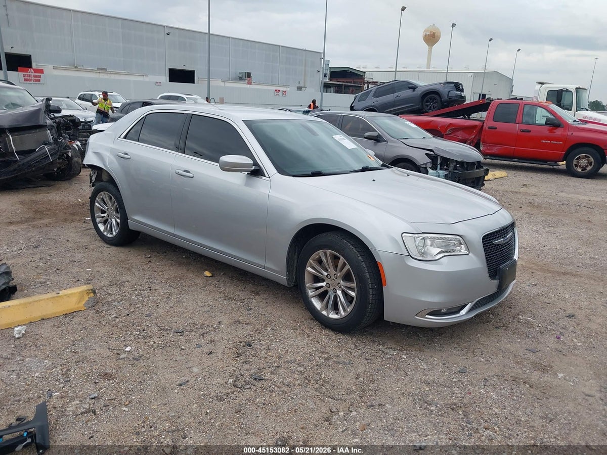 2020 CHRYSLER 300 TOURING