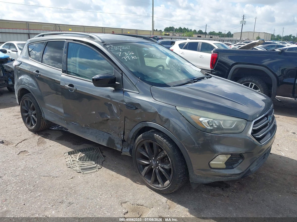 2017 FORD ESCAPE SE