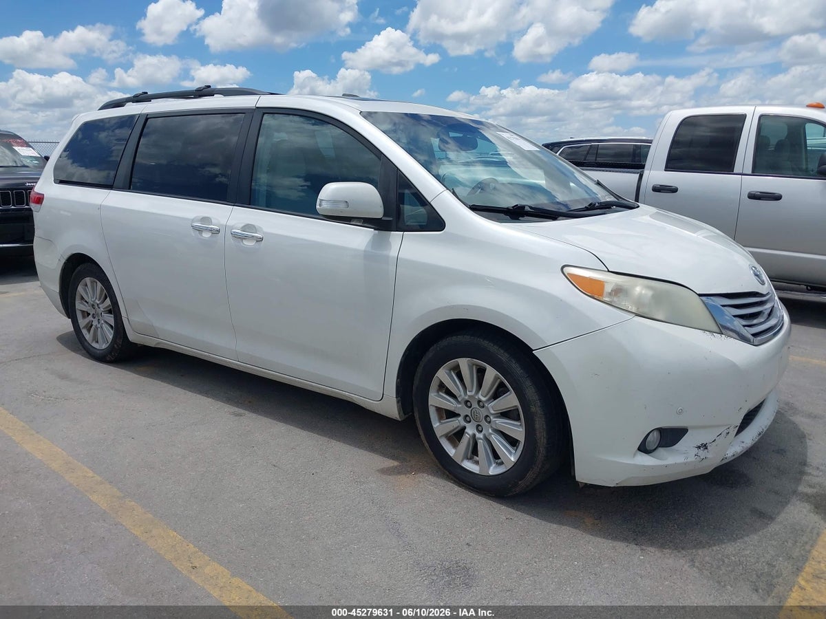 2014 TOYOTA SIENNA LIMITED V6 7 PASSENGER