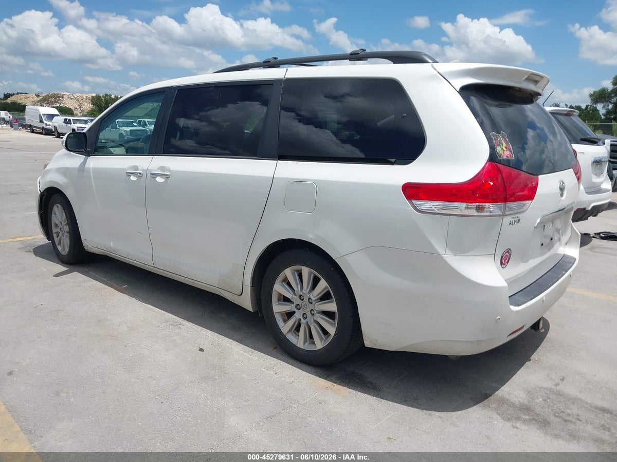 2014 TOYOTA SIENNA LIMITED V6 7 PASSENGER — снимка 3
