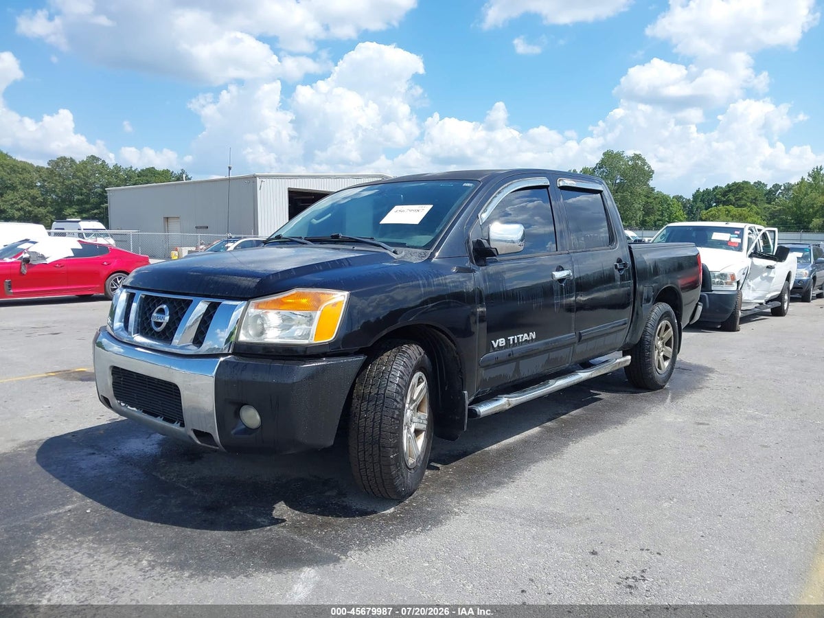 2011 NISSAN TITAN SV — снимка 2