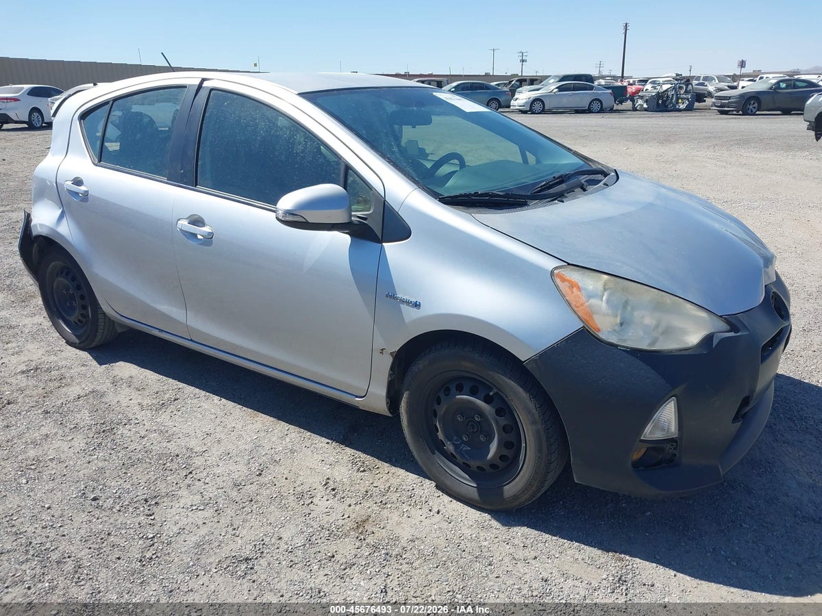 2013 TOYOTA PRIUS C TWO