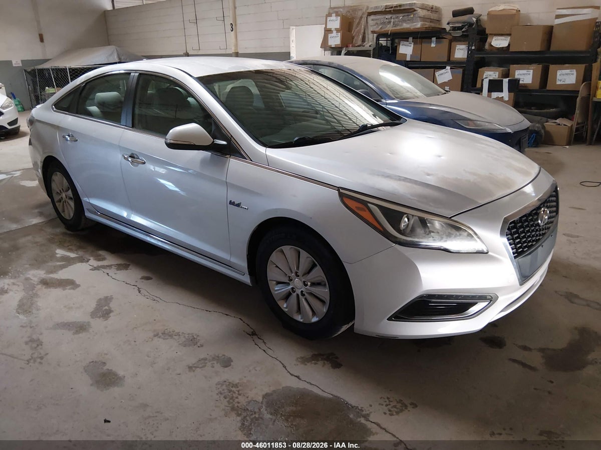 2016 HYUNDAI SONATA HYBRID SE
