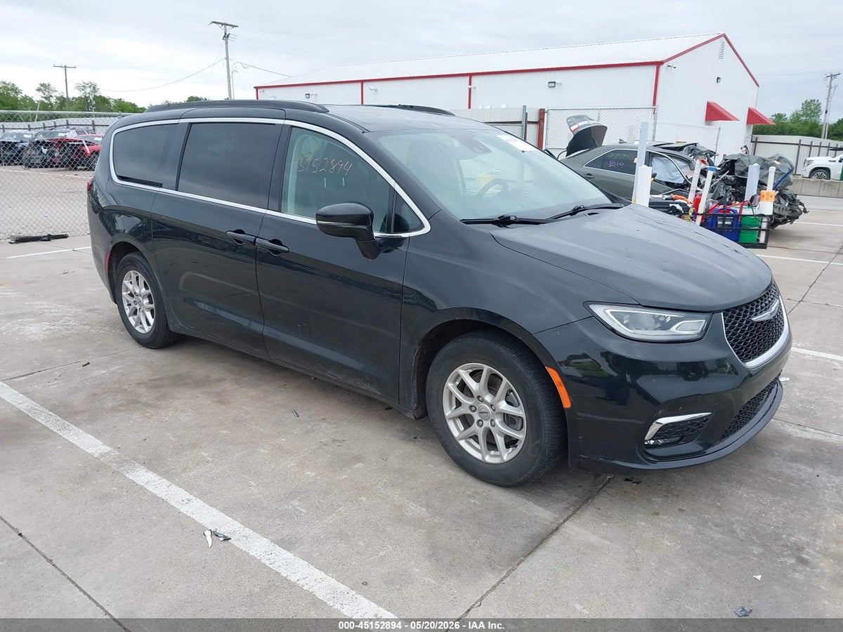 2022 CHRYSLER PACIFICA TOURING L