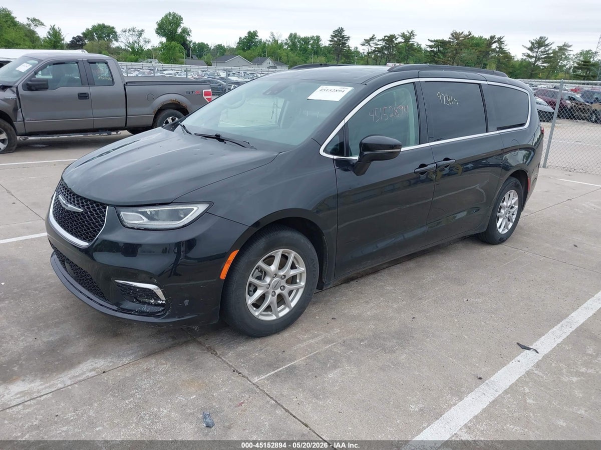 2022 CHRYSLER PACIFICA TOURING L — снимка 2