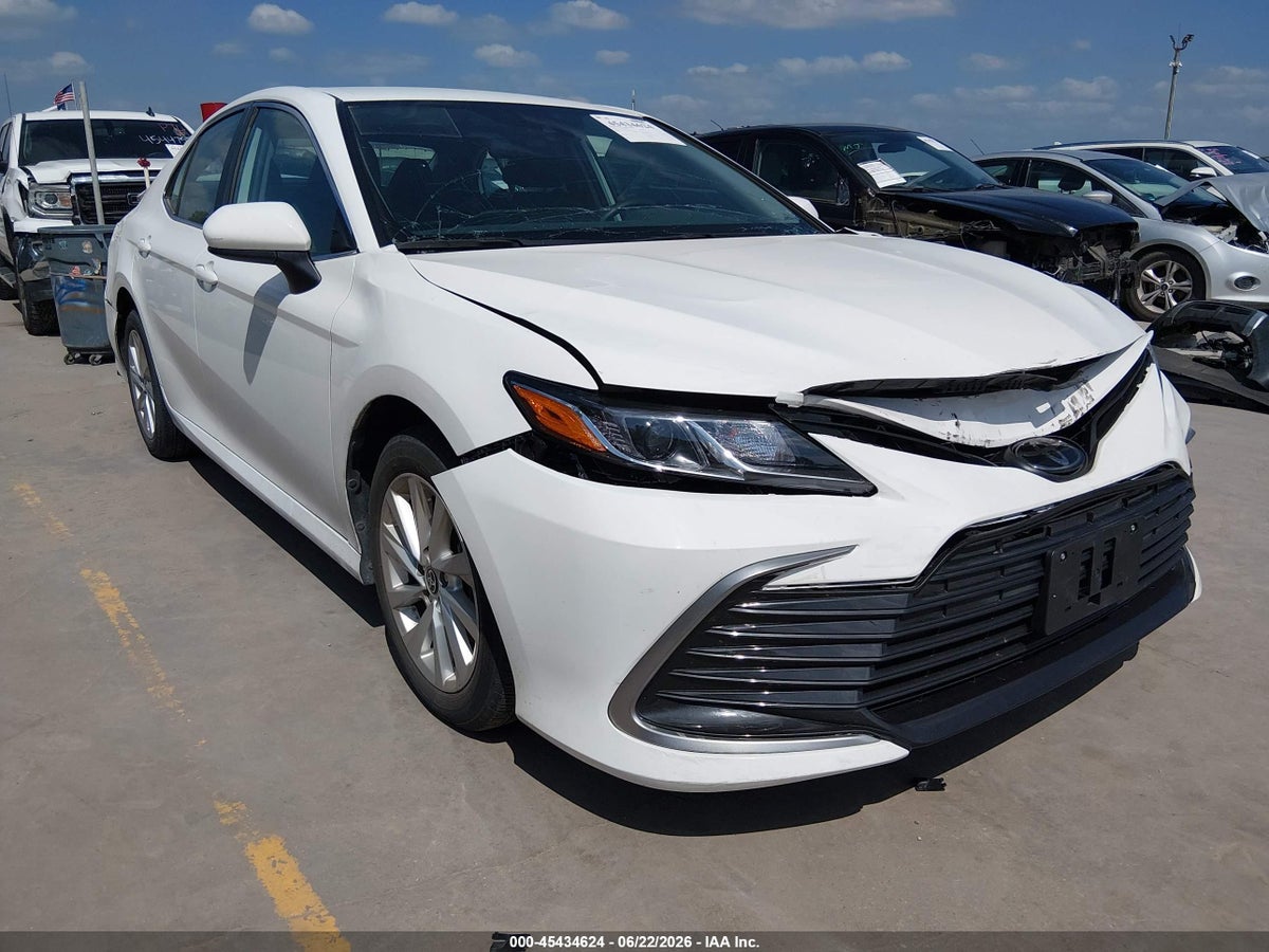 2023 TOYOTA CAMRY LE