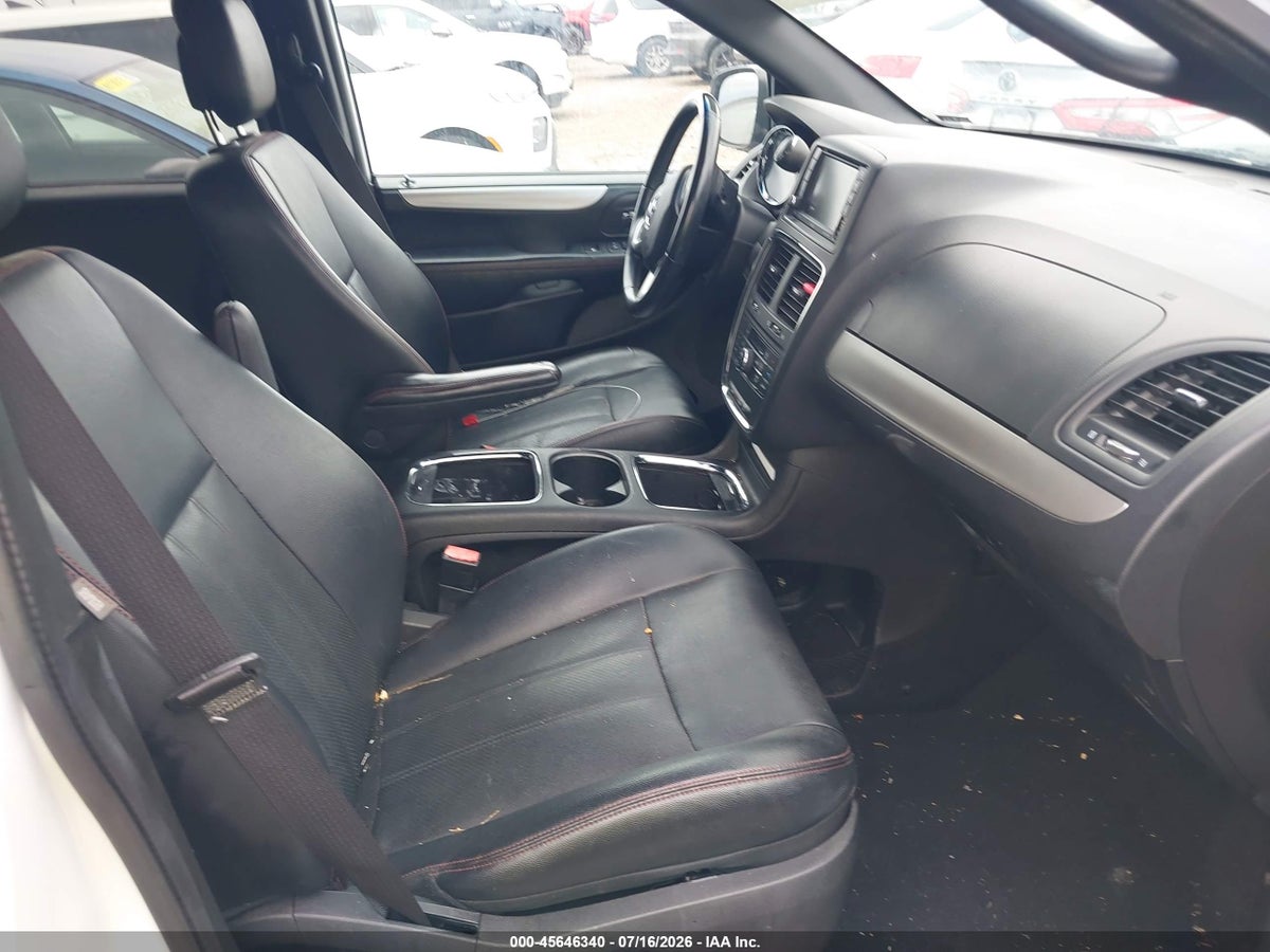 2016 DODGE GRAND CARAVAN R/T — снимка 5