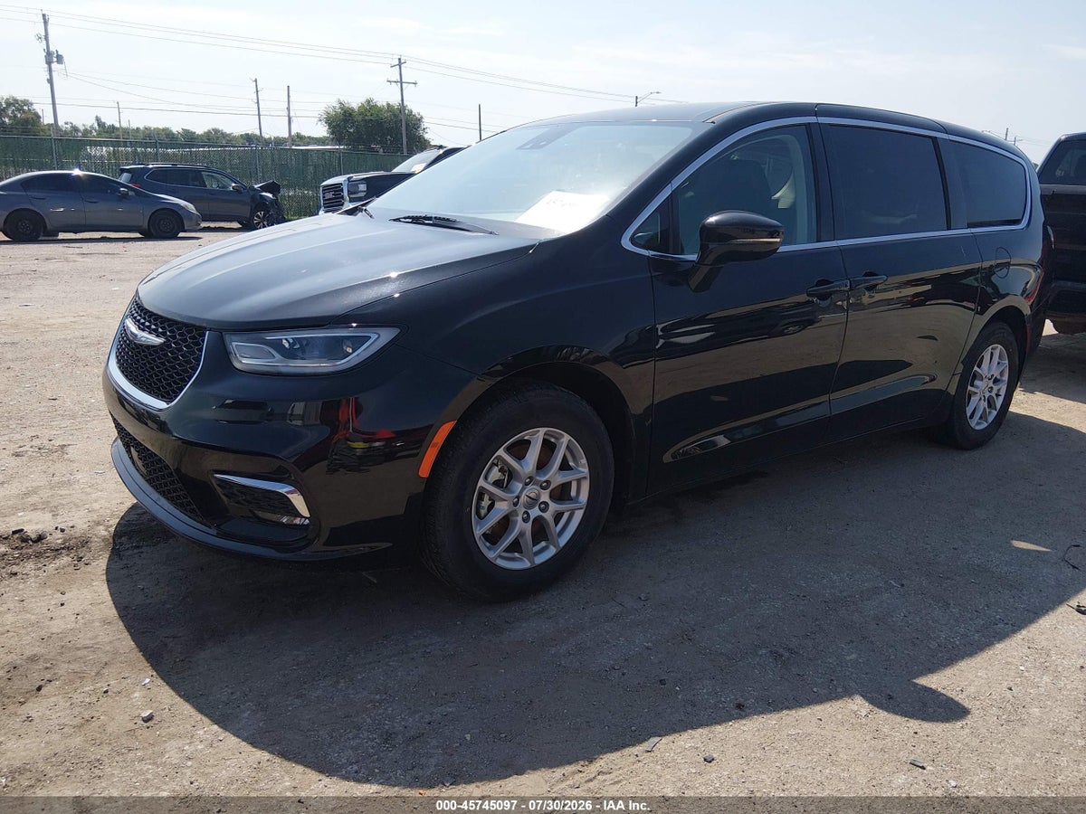 2024 CHRYSLER PACIFICA TOURING L — снимка 2