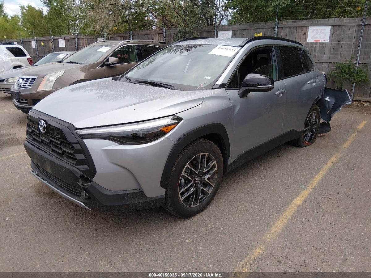 2026 TOYOTA COROLLA CROSS XLE — photo 2