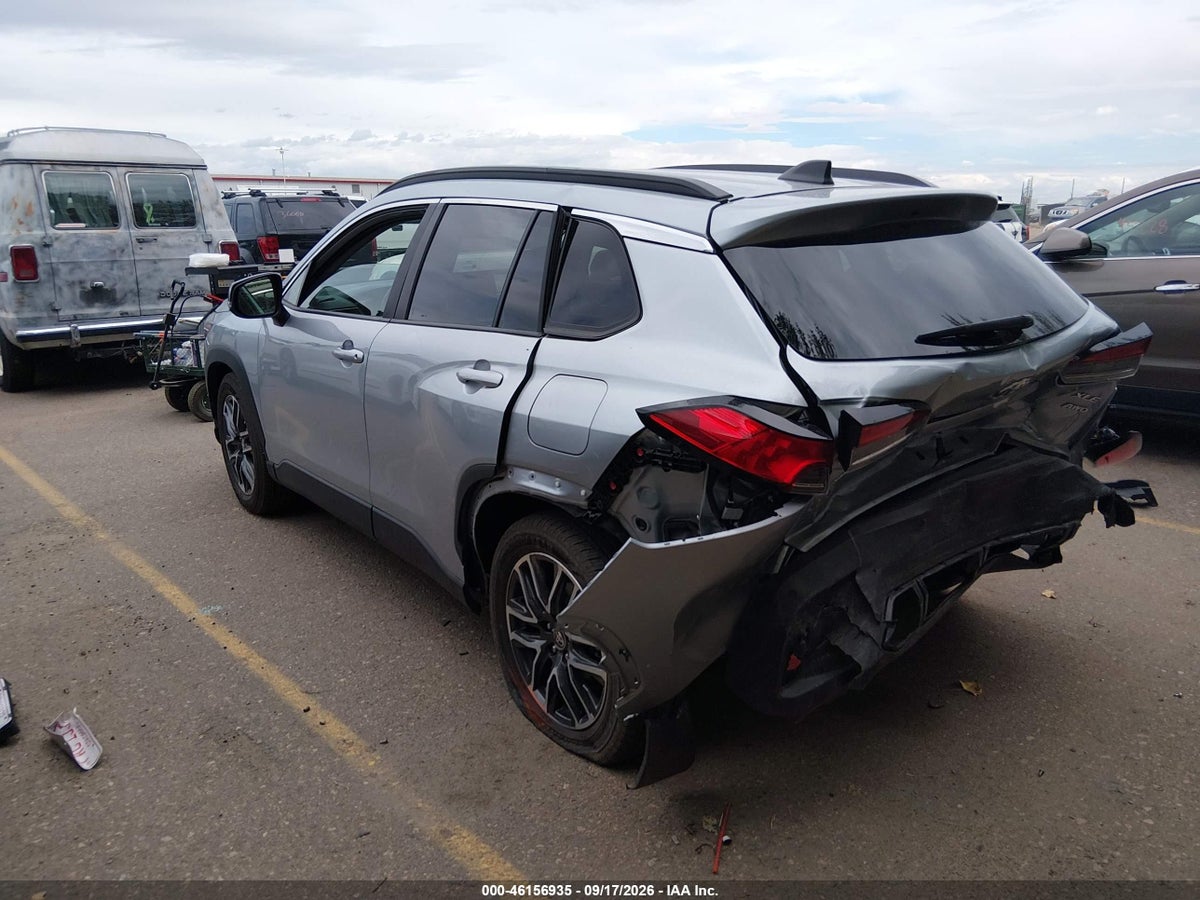 2026 TOYOTA COROLLA CROSS XLE — photo 3