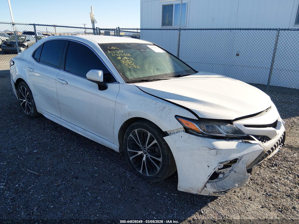 2020 TOYOTA CAMRY SE