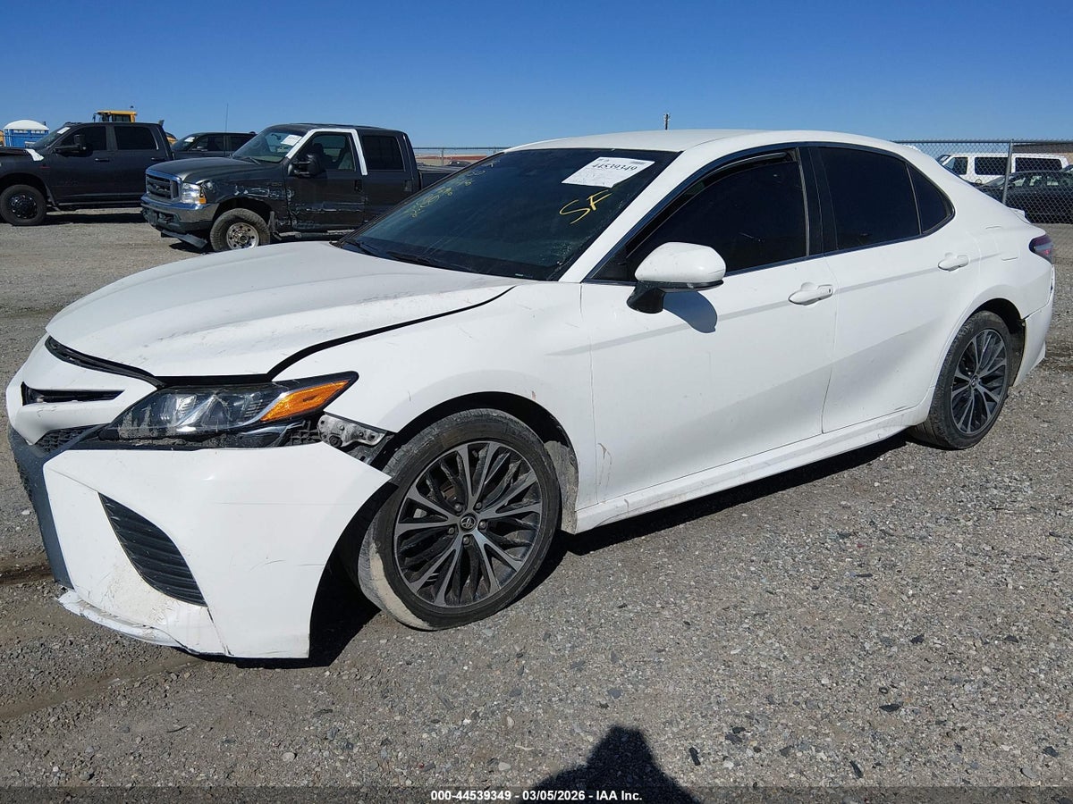 2020 TOYOTA CAMRY SE — снимка 2