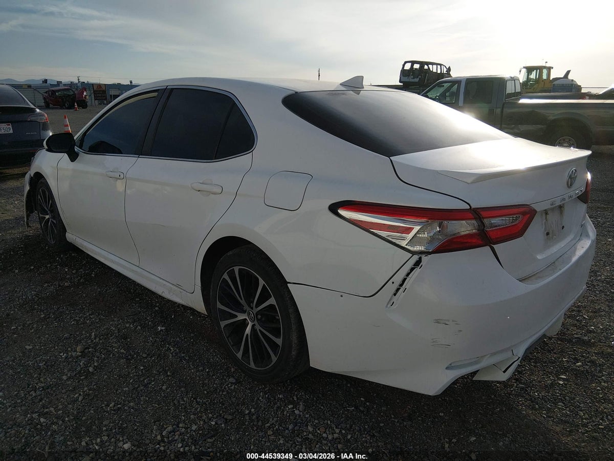 2020 TOYOTA CAMRY SE — снимка 3