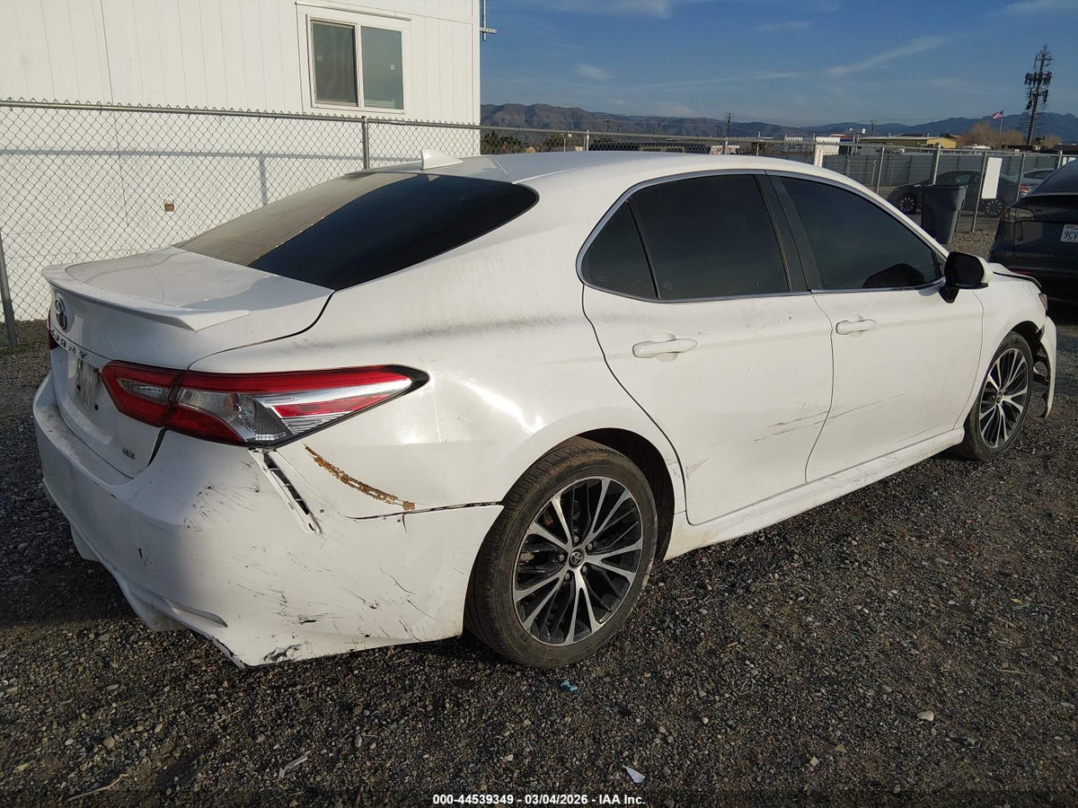 2020 TOYOTA CAMRY SE — снимка 4