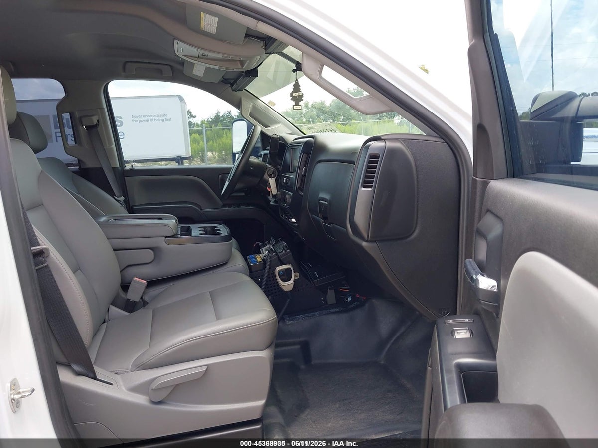 2017 CHEVROLET SILVERADO 3500HD WT — снимка 5
