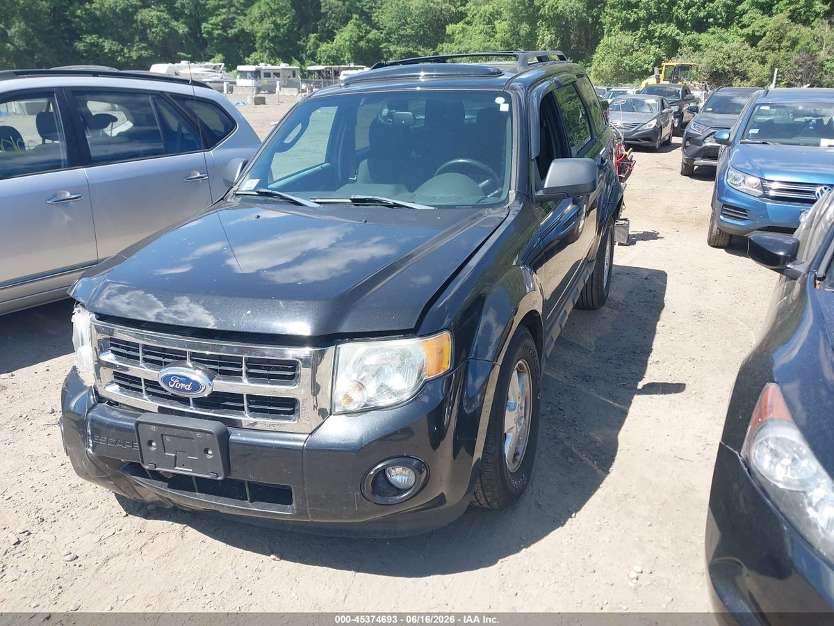 2011 FORD ESCAPE XLT — снимка 2