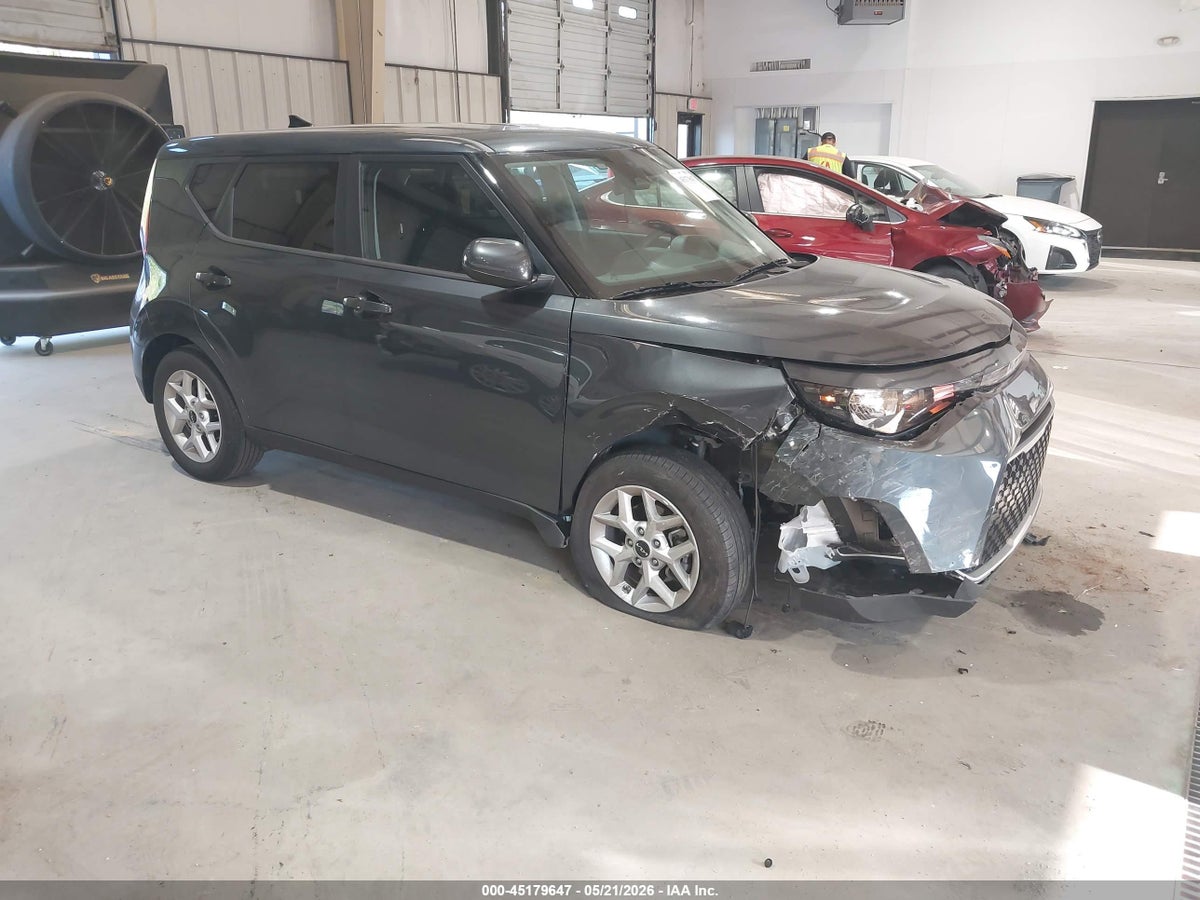 2025 KIA SOUL LX