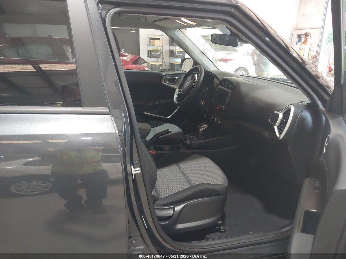 2025 KIA SOUL LX — снимка 5