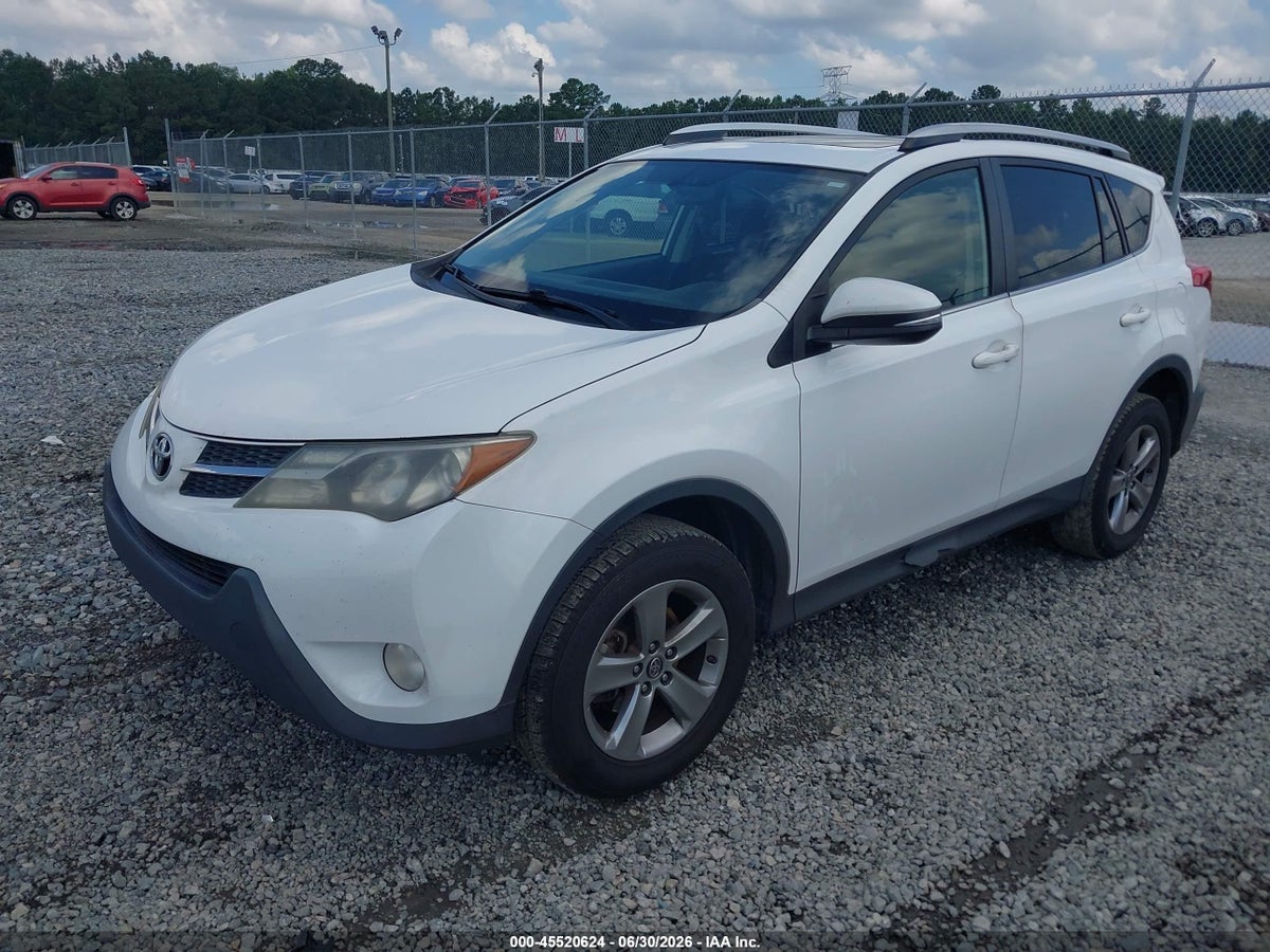 2015 TOYOTA RAV4 XLE — снимка 2