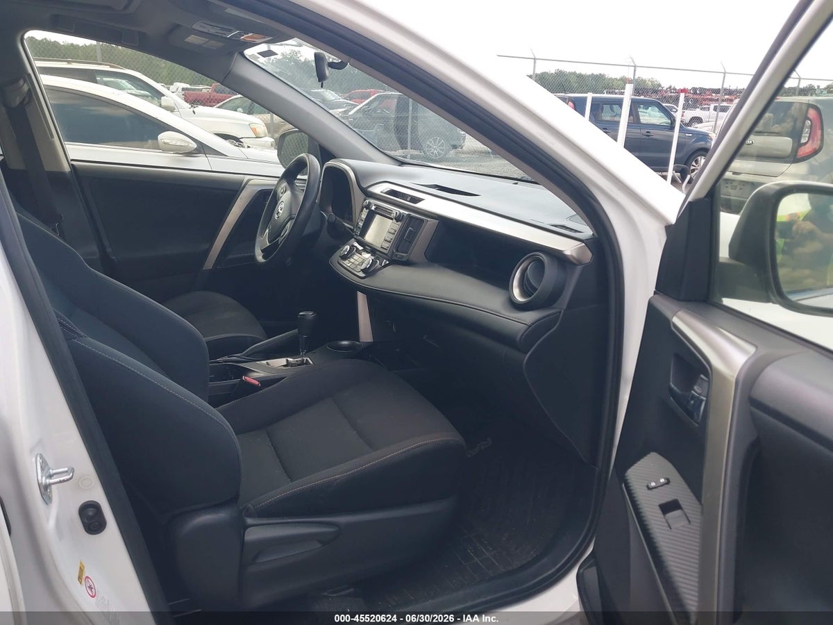2015 TOYOTA RAV4 XLE — снимка 5