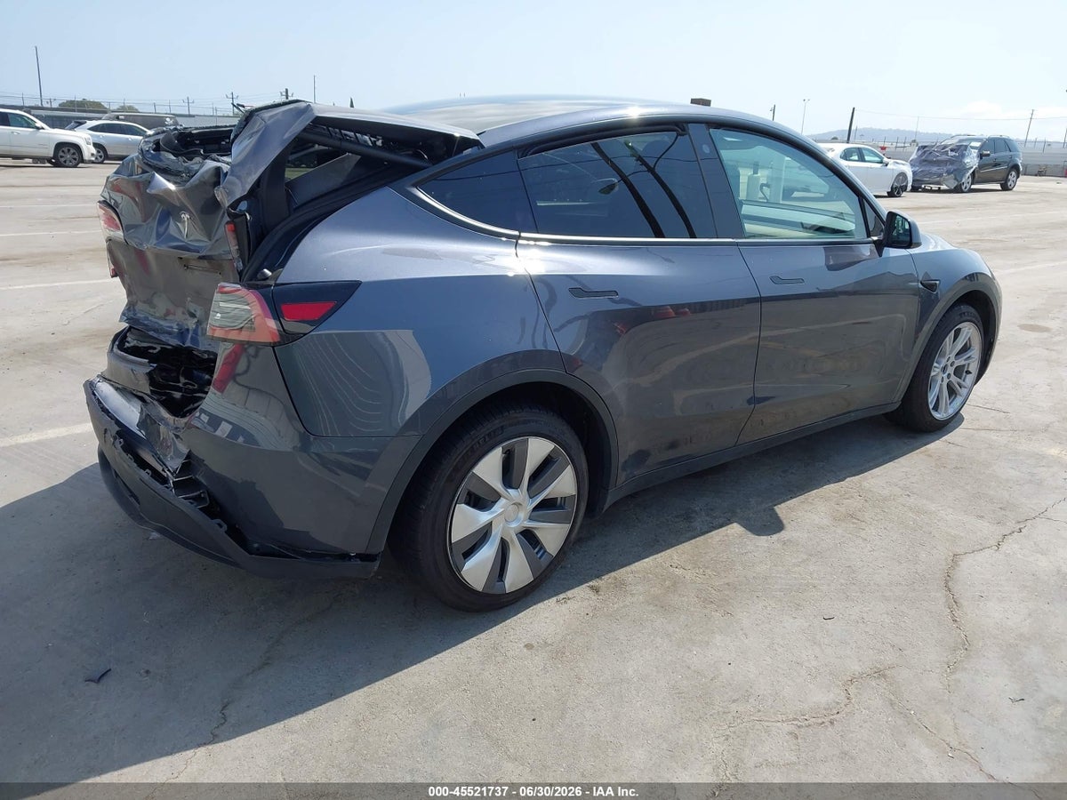 2023 TESLA MODEL Y — снимка 4
