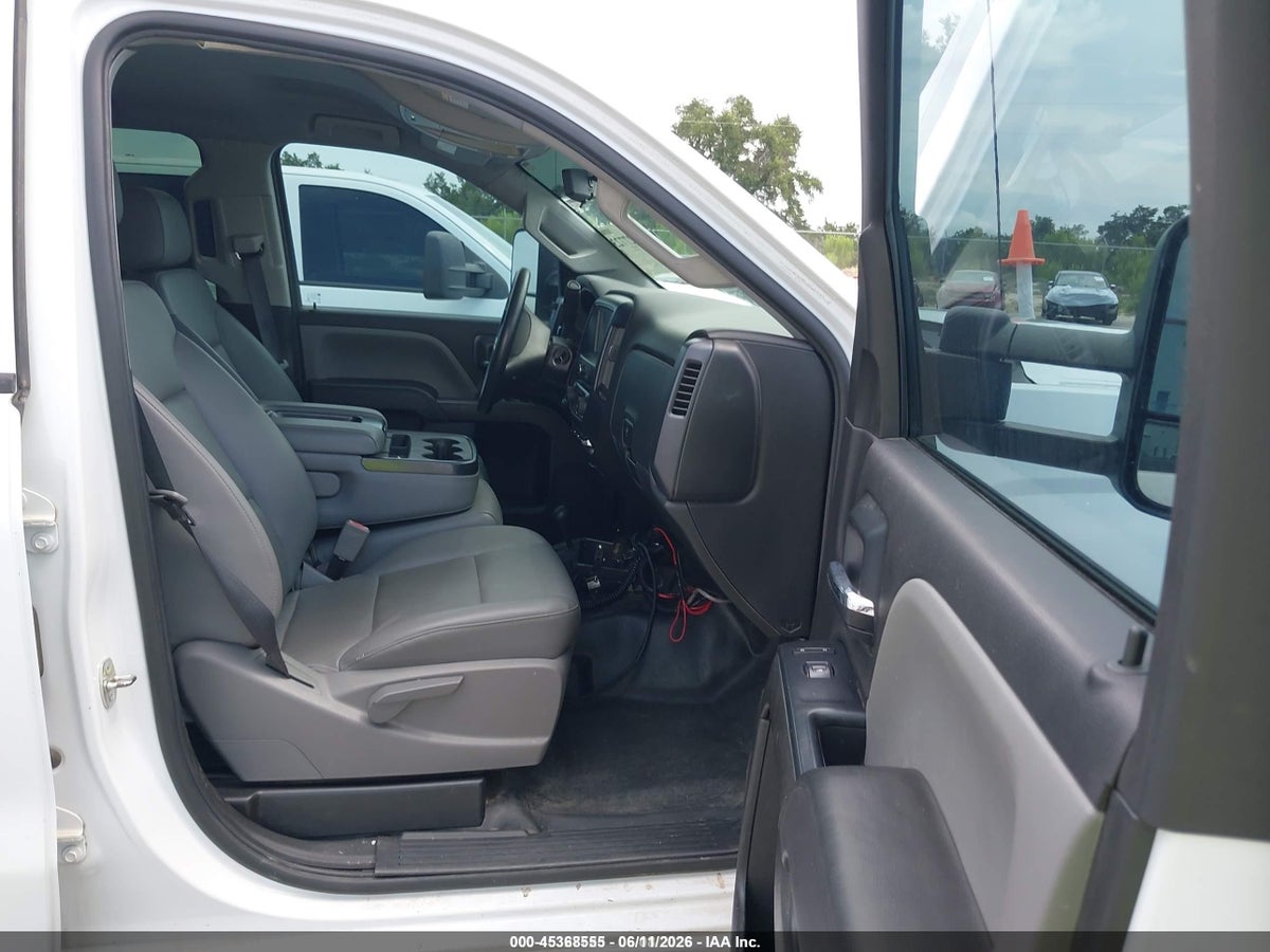 2017 CHEVROLET SILVERADO 3500HD WT — снимка 5