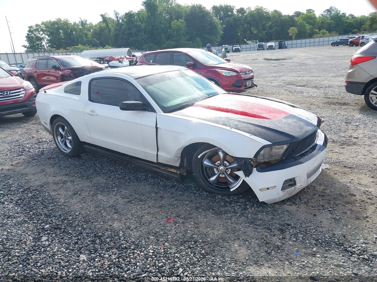 2012 FORD MUSTANG V6